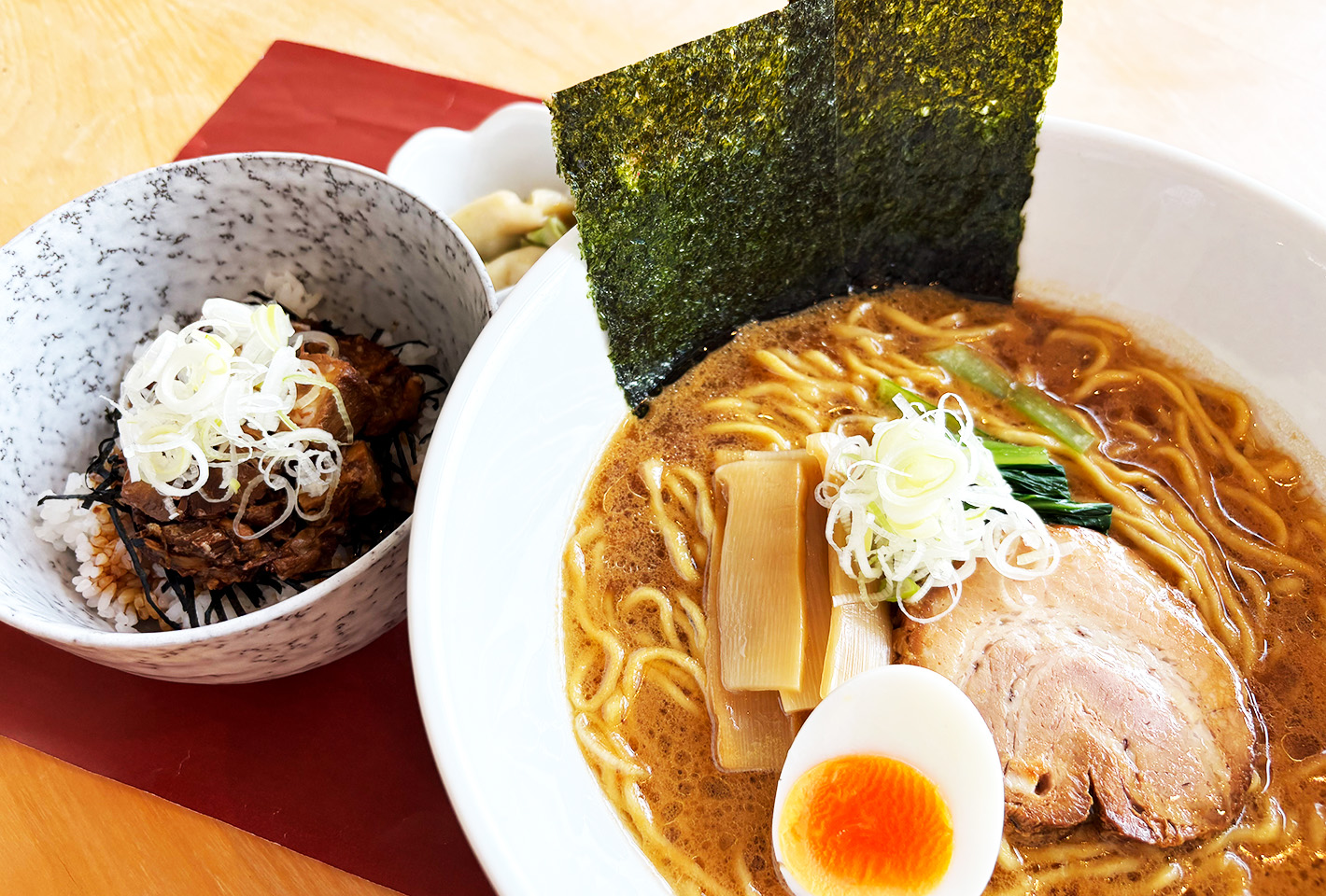 豚骨醤油ラーメンセット